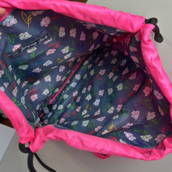 NWT Lug Jumping Jack Drawstring Backpack Magenta Neon Pink - Picture 10 of 12